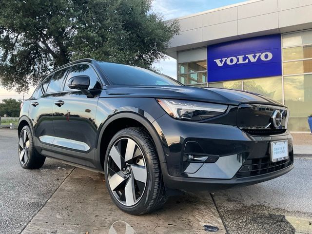 2024 Volvo XC40 P8 Recharge Plus's photo