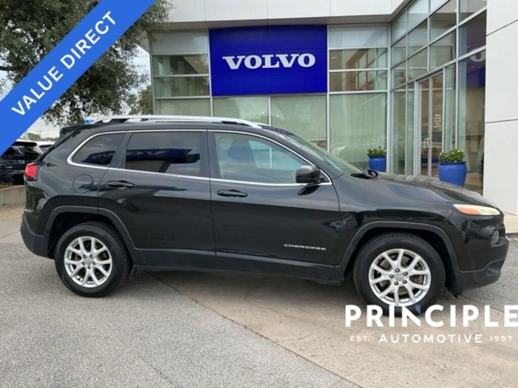 Used 2016 Jeep Cherokee Latitude SUV