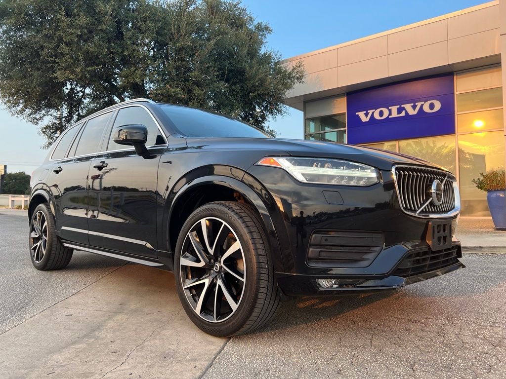 Used 2021 Volvo XC90 T6 Momentum
