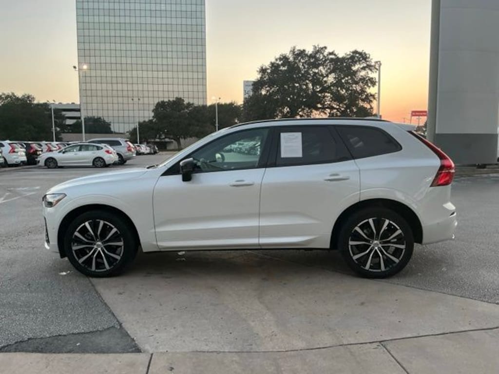 Certified 2024 Volvo XC60 B5 Plus Dark Theme SUV