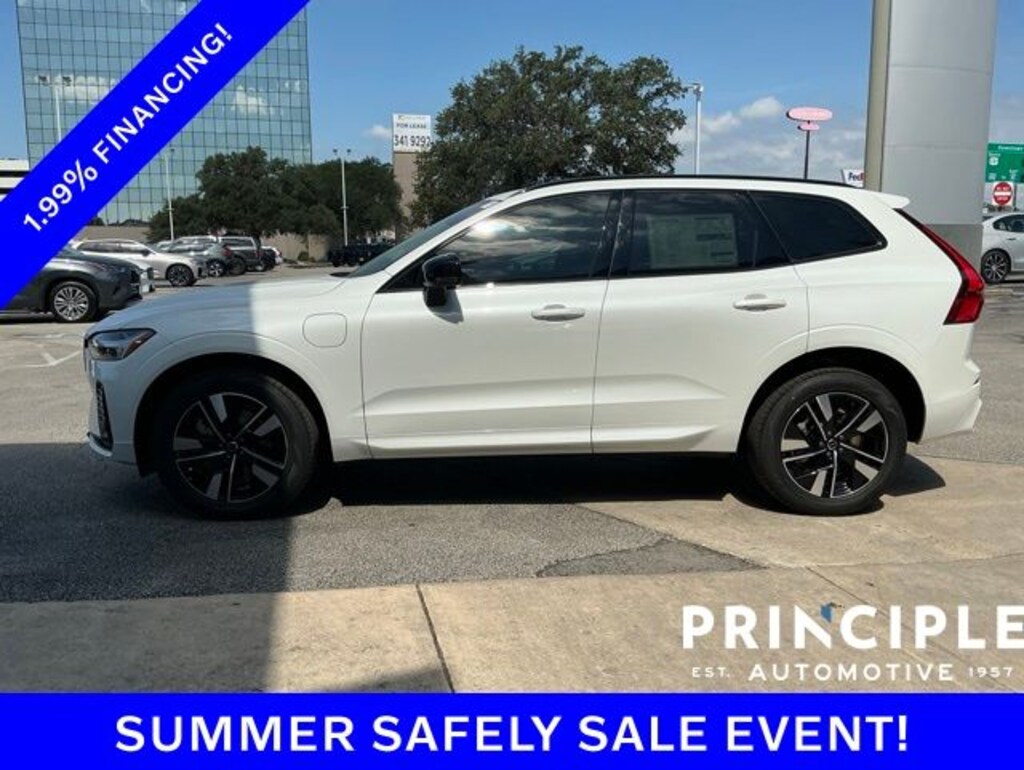 New 2026 Volvo XC60 plug-in hybrid T8 Core SUV