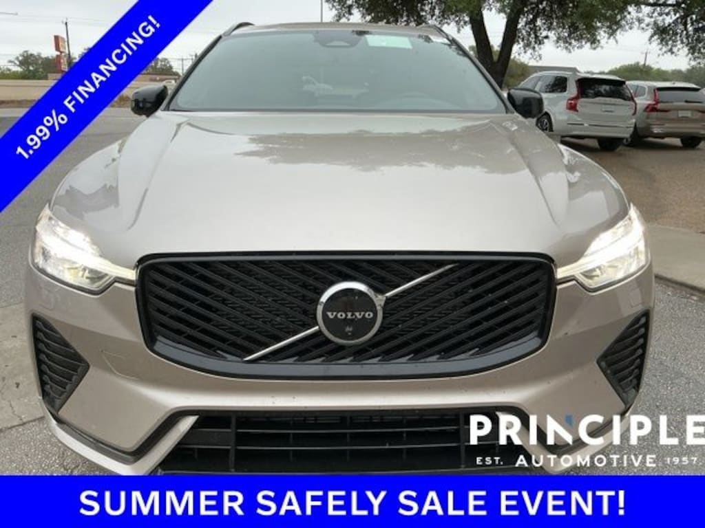 New 2026 Volvo XC60 B5 Plus SUV
