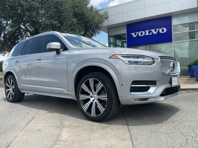 2024 Volvo XC90 B6 Plus 7-Seater Bright theme 4WD's photo