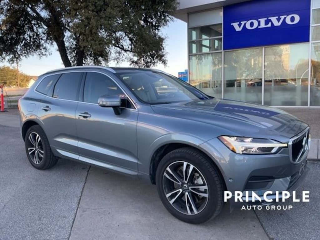 Used 2018 Volvo XC60 T6 Momentum SUV