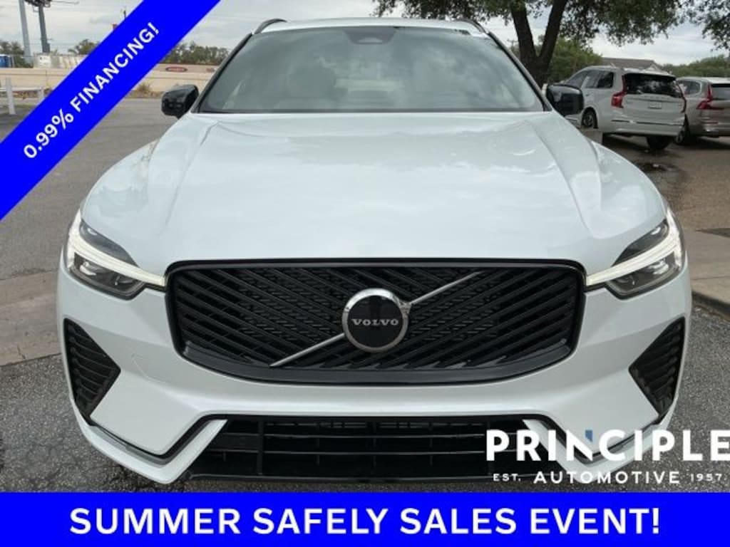 New 2026 Volvo XC60 B5 Core SUV