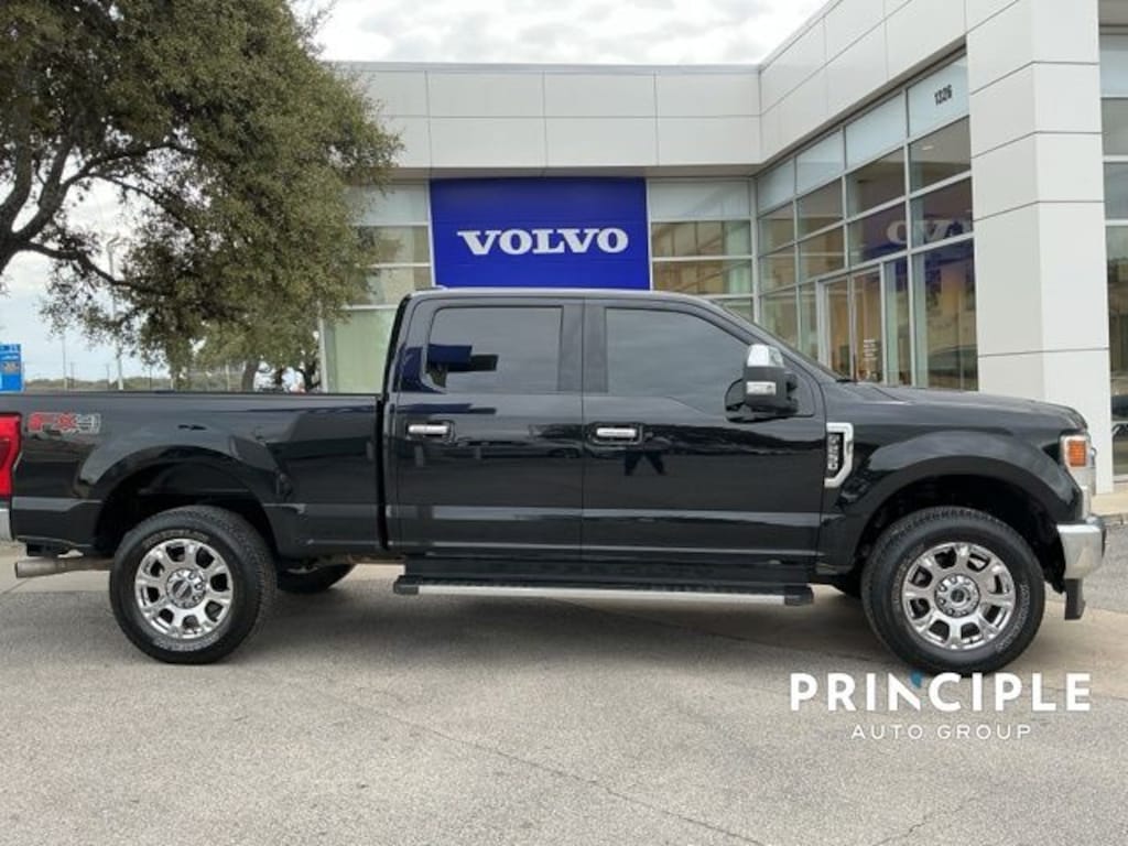 Used 2021 Ford F-250SD Lariat Truck