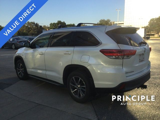 2018 Toyota Highlander XLE photo 3
