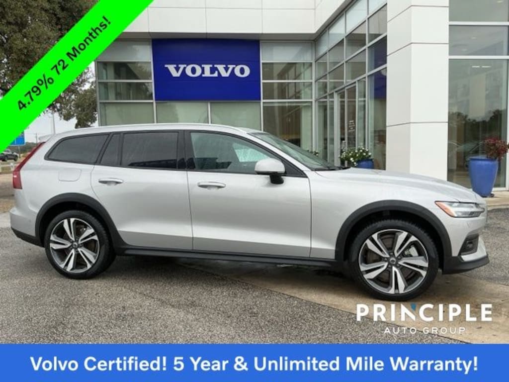 Certified 2025 Volvo V60 Cross Country B5 Plus Wagon