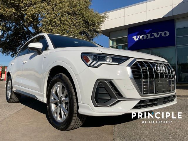 2024 Audi Q3 S Line Premium's photo