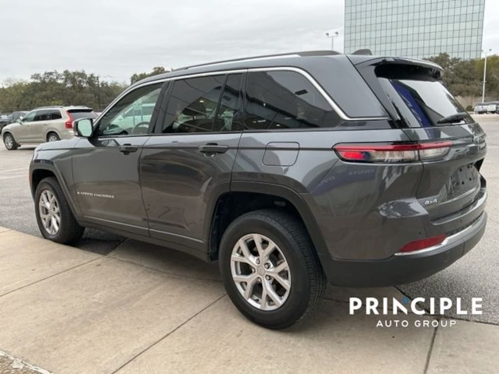 Used 2022 Jeep Grand Cherokee Limited SUV