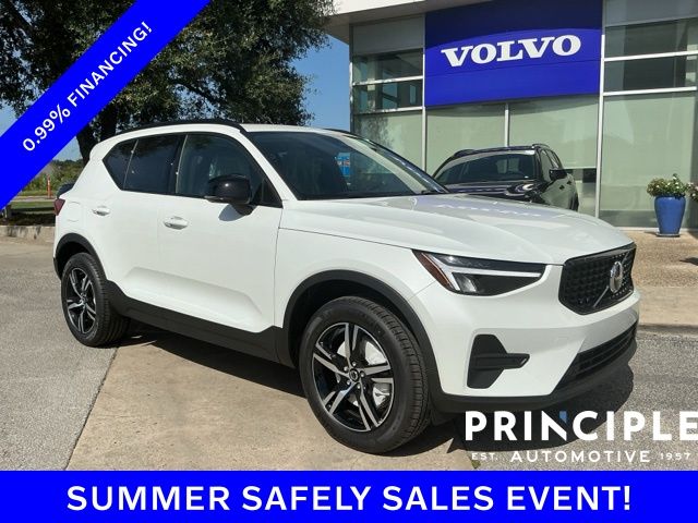 New 2026 Volvo XC40 B5 Core