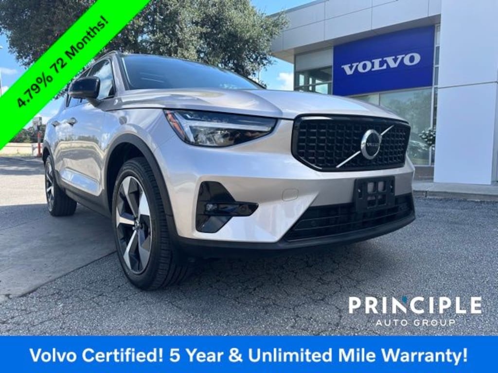Certified 2023 Volvo XC40 B4 Plus Dark Theme SUV