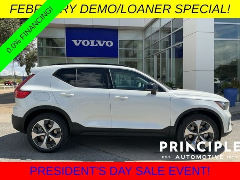 New 2026 Volvo XC40 B5 Plus SUV