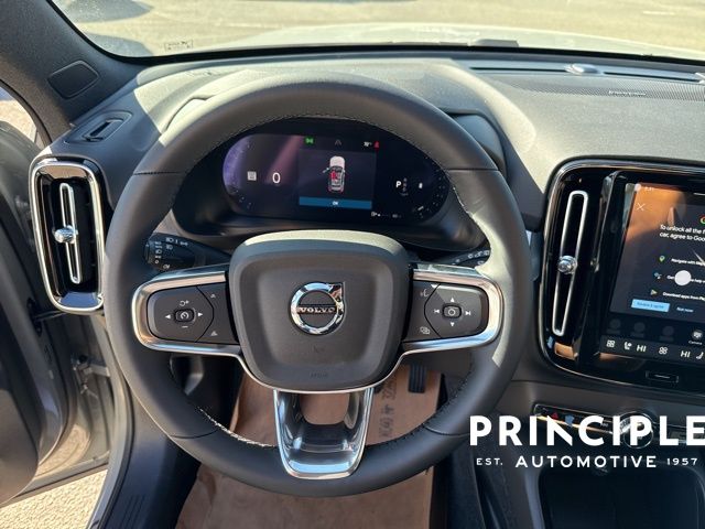 2026 Volvo XC40 Ultra - Photo 16