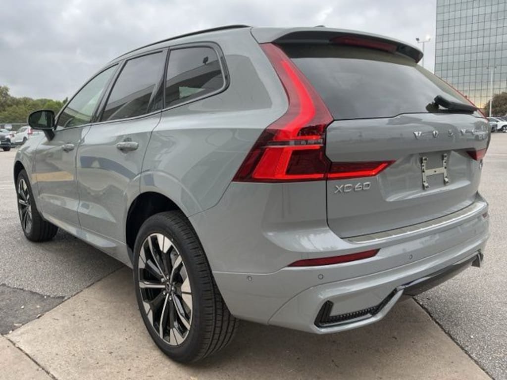 New 2026 Volvo XC60 B5 Plus SUV