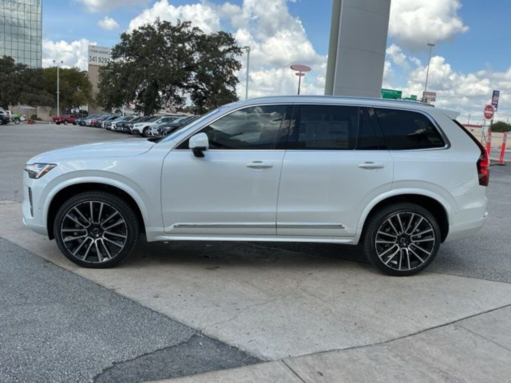 New 2026 Volvo XC90 B6 Plus 7-Seater SUV