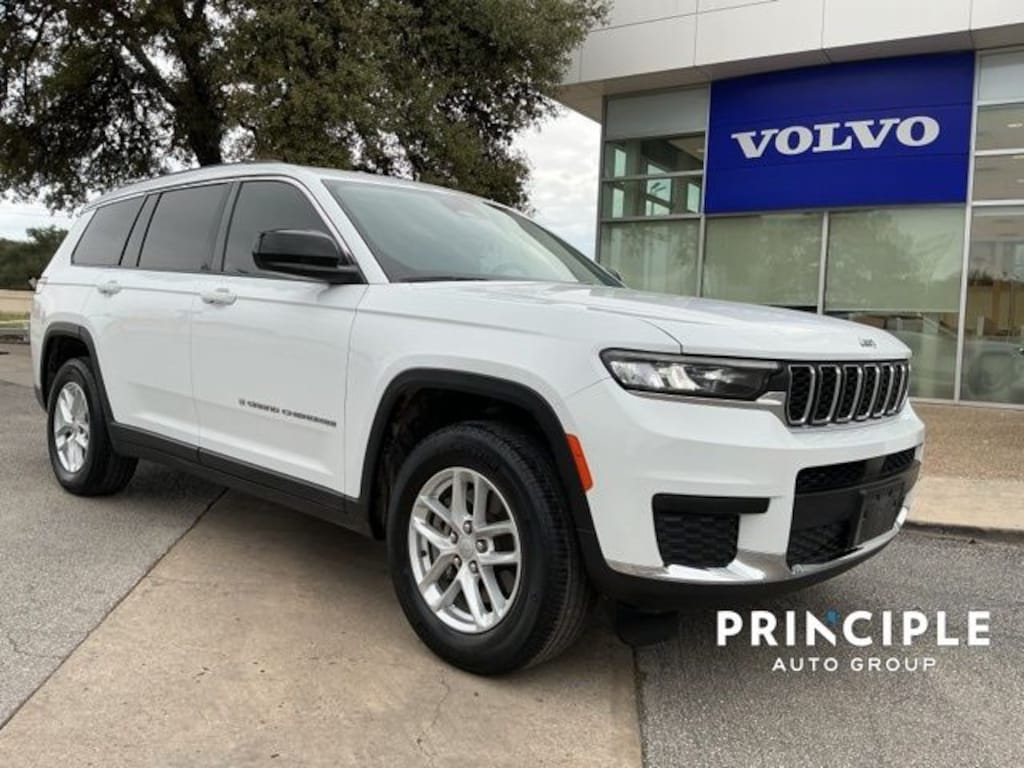 Used 2022 Jeep Grand Cherokee L Laredo SUV