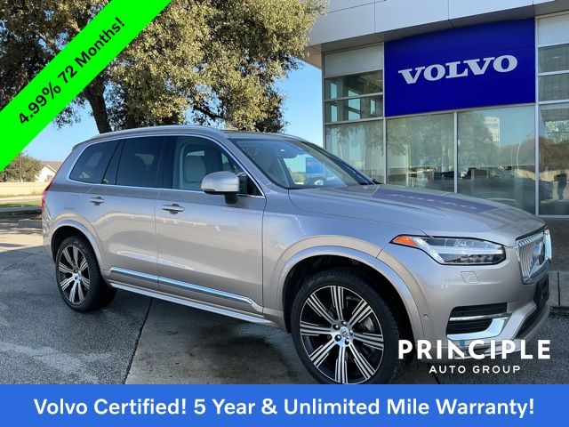 2024 Volvo XC90 Plus's photo