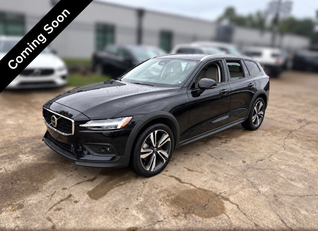 2024 Volvo V60 Cross Country