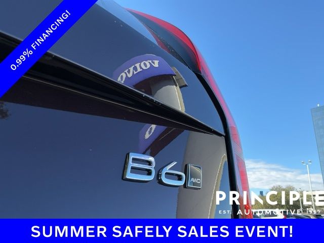 2026 Volvo XC90 Ultra - Photo 13