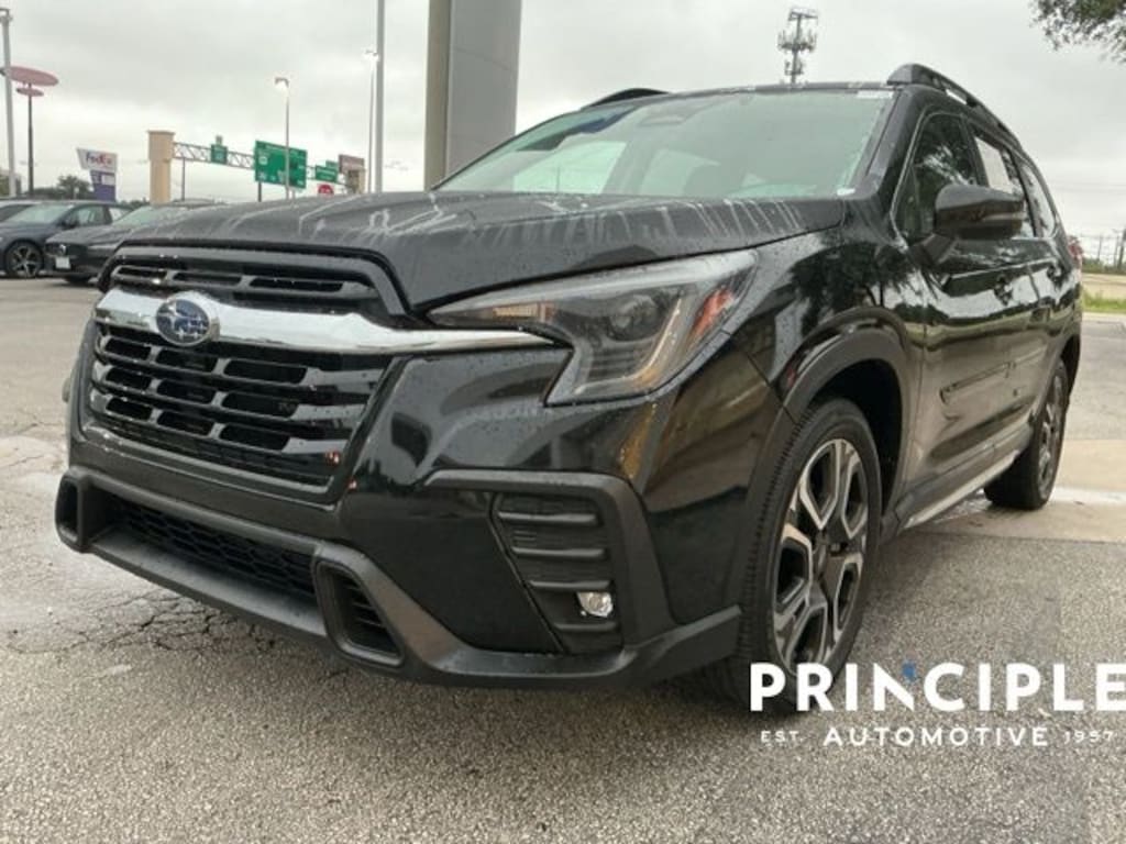 Used 2023 Subaru Ascent Limited SUV