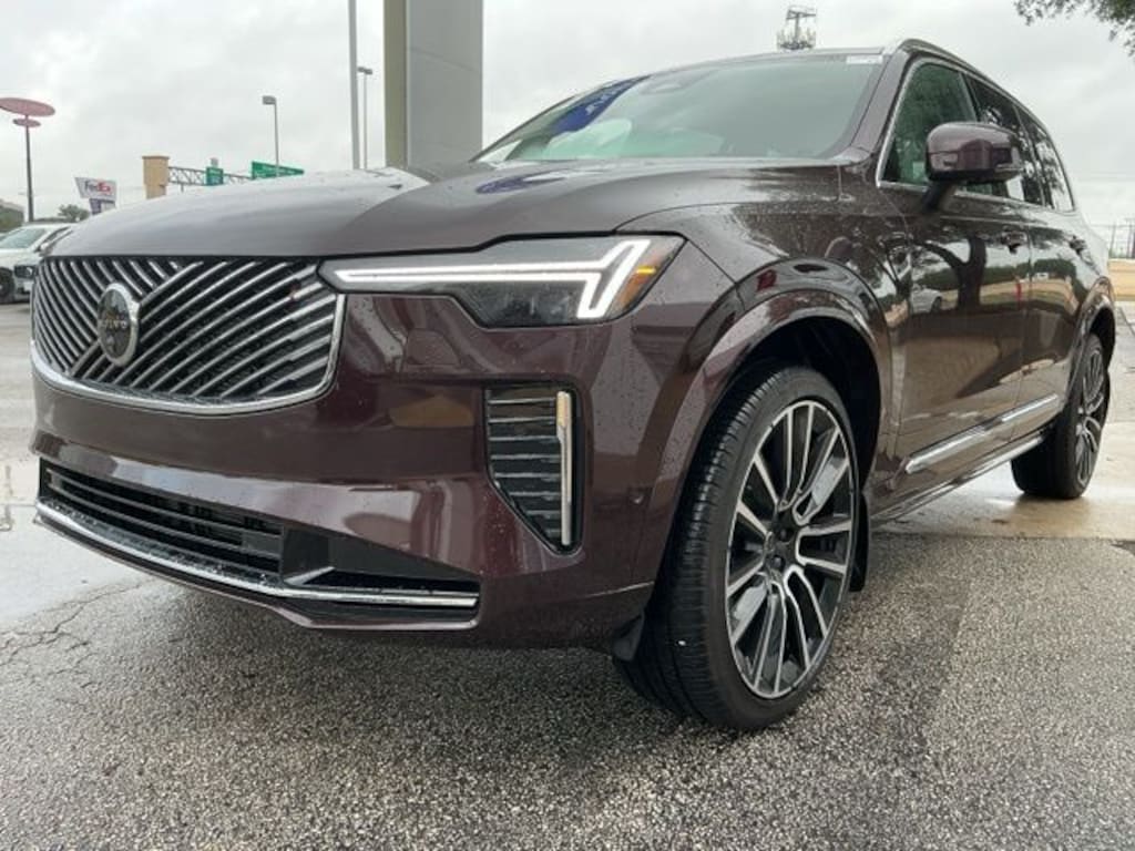Certified 2025 Volvo XC90 B5 Plus SUV