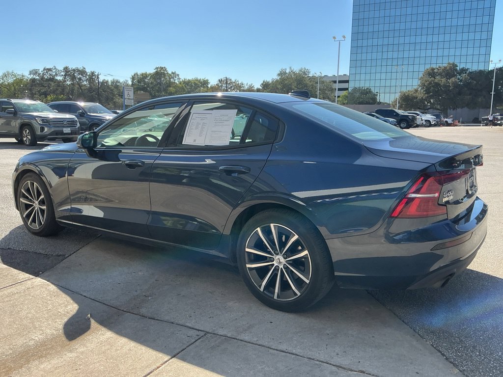 Used 2021 Volvo S60 T5 Momentum Sedan