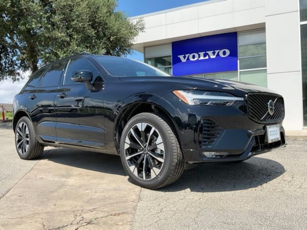 New 2026 Volvo XC60 B5 Plus SUV