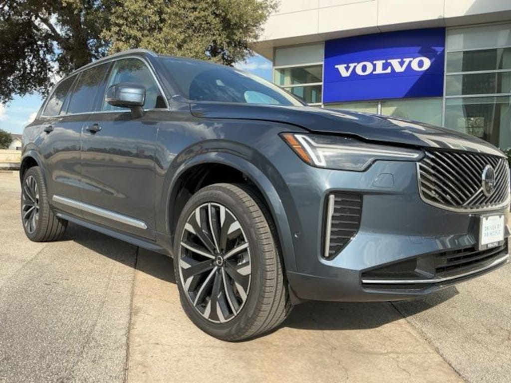 New 2026 Volvo XC90 B6 Plus 7-Seater SUV
