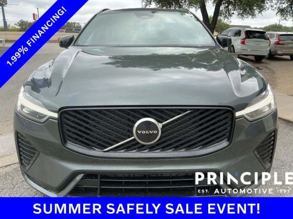 New 2026 Volvo XC60 B5 Core SUV