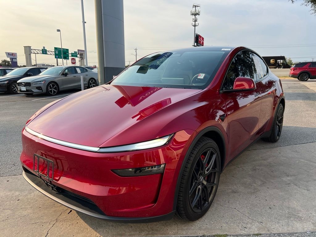 Used 2026 Tesla Model Y Long Range SUV