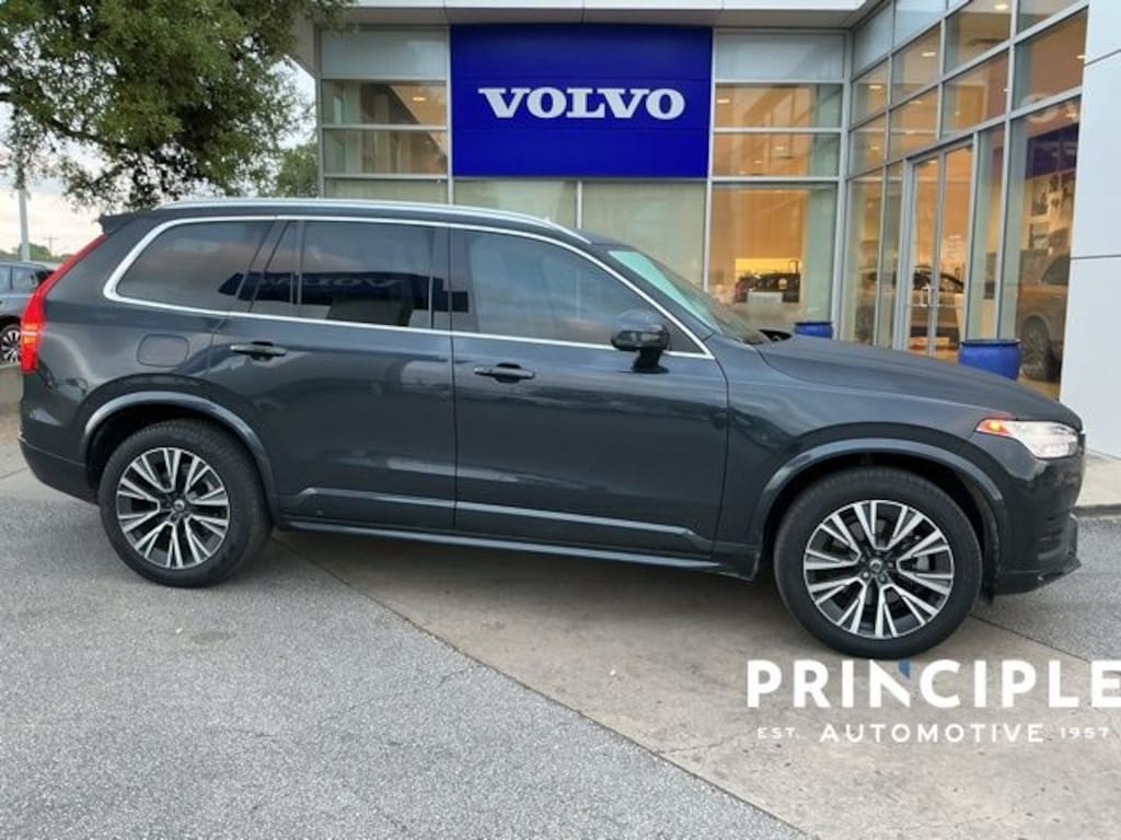 Used 2022 Volvo XC90 T5 Momentum SUV