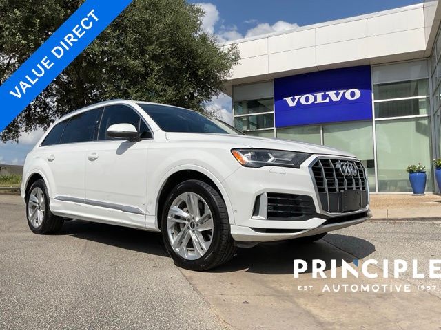2021 Audi Q7 55 Premium quattro Tiptronic's photo
