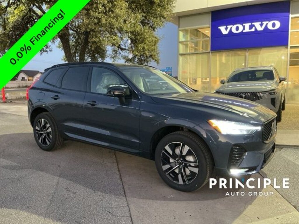 New 2026 Volvo XC60 B5 Core SUV