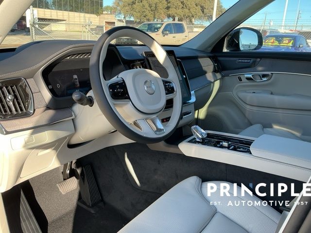 2026 Volvo XC90 Ultra - Photo 24