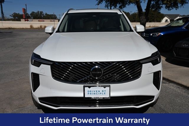 2026 Volvo XC90 Ultra - Photo 2