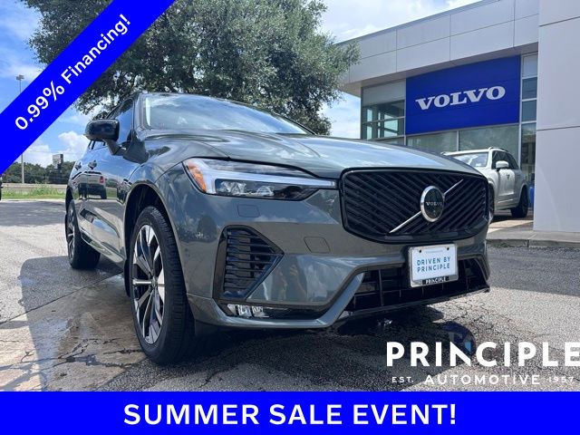 2026 Volvo XC60 B5 Plus Dark AWD's photo