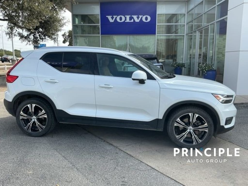 Used 2019 Volvo XC40 T5 Inscription SUV