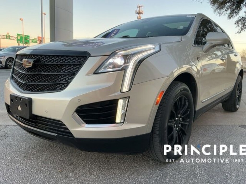 Used 2017 Cadillac XT5 Luxury SUV