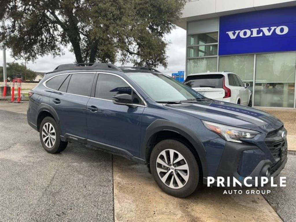 Used 2024 Subaru Outback Premium SUV