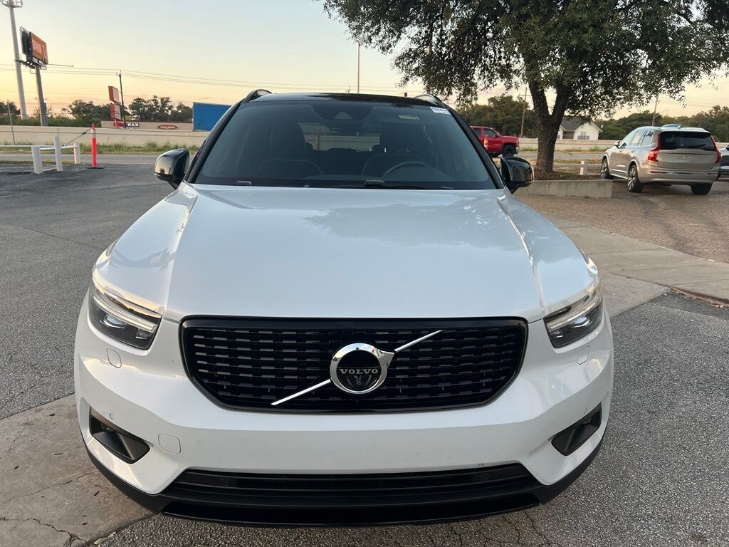 Used 2021 Volvo XC40 R-Design SUV