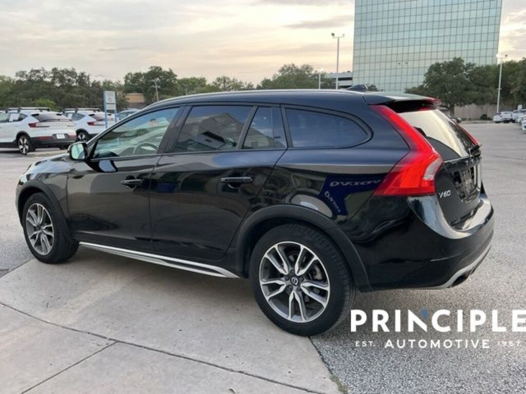 Used 2018 Volvo V60 Cross Country T5 Wagon