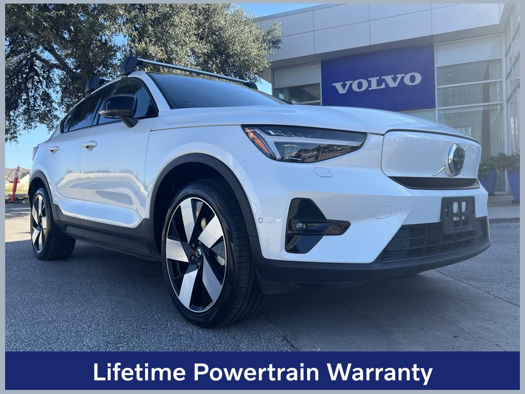 2023 Volvo C40