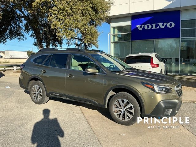 2022 Subaru Outback Premium's photo