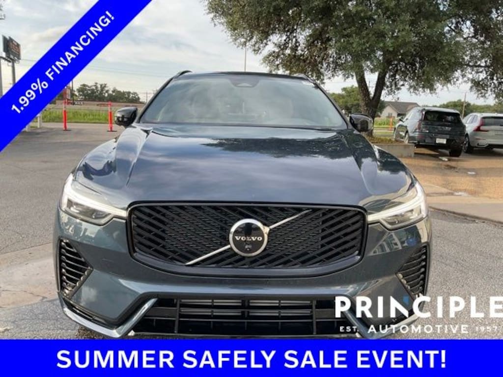 New 2026 Volvo XC60 plug-in hybrid T8 Plus SUV