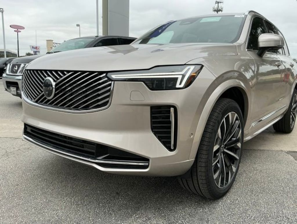 New 2026 Volvo XC90 B6 Plus 6-Seater SUV