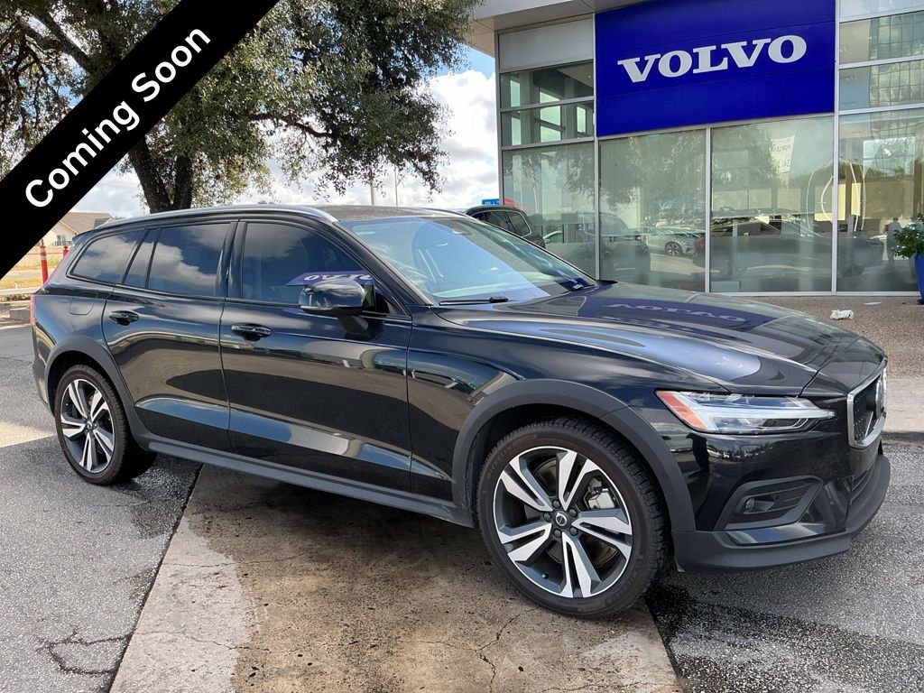 2024 Volvo V60 Cross Country