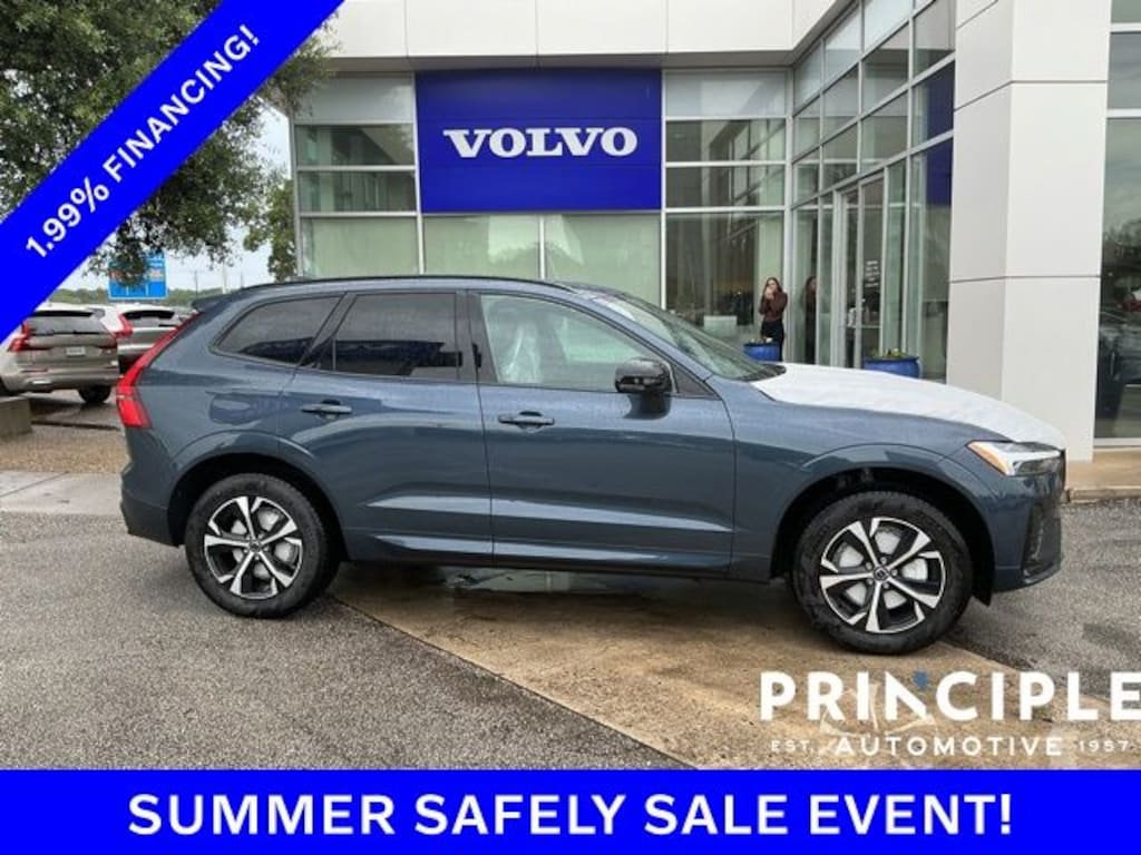 New 2026 Volvo XC60 B5 Core SUV