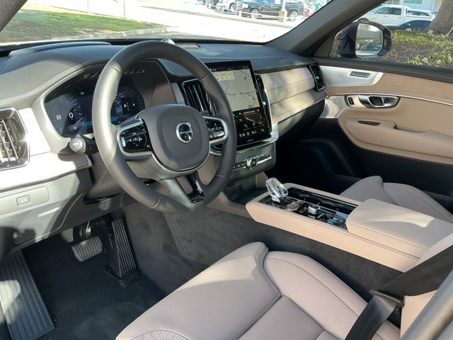 2026 Volvo XC90 Ultra - Photo 22