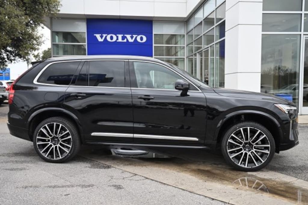 New 2026 Volvo XC90 B6 Plus 7-Seater SUV
